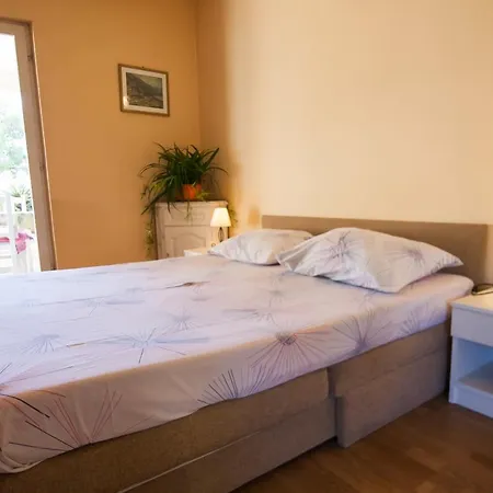 Apartments Radić Bol Zewnętrze zdjęcie